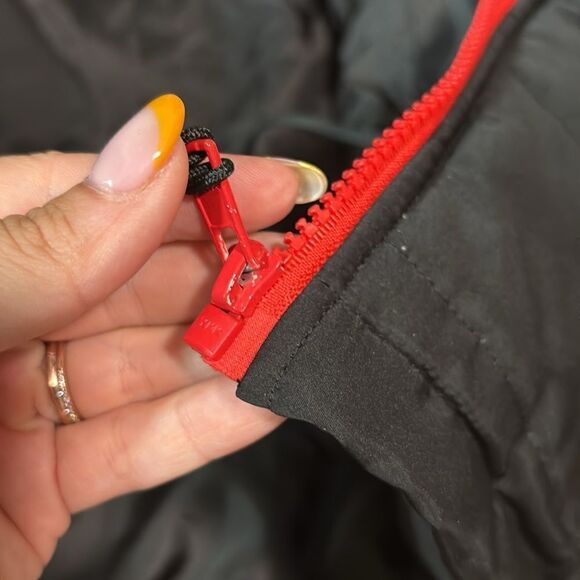 Outcool Heated Vest - Picture 8 of 9